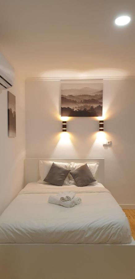 Apartamento Antonio Pedro Lisbona Esterno foto
